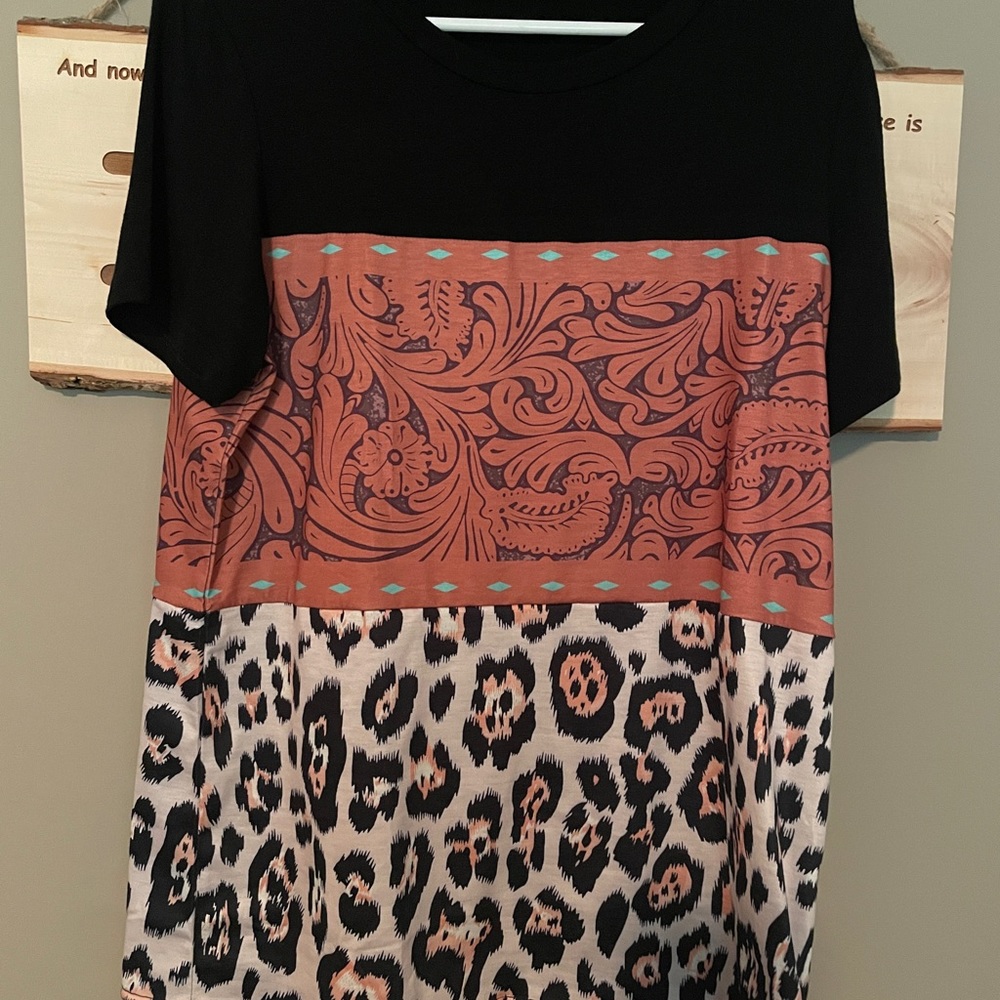 Top size Large. NWOT